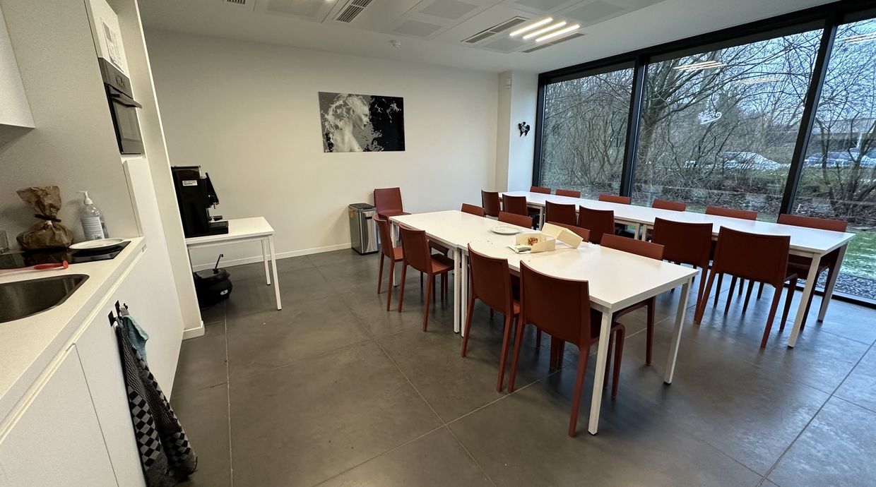 Kantoorgebouw te huur in Hasselt