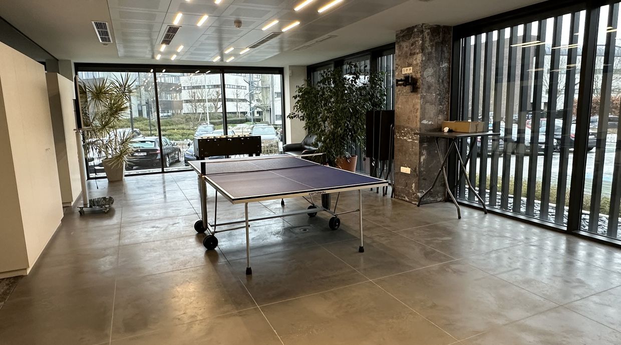 Kantoorgebouw te huur in Hasselt