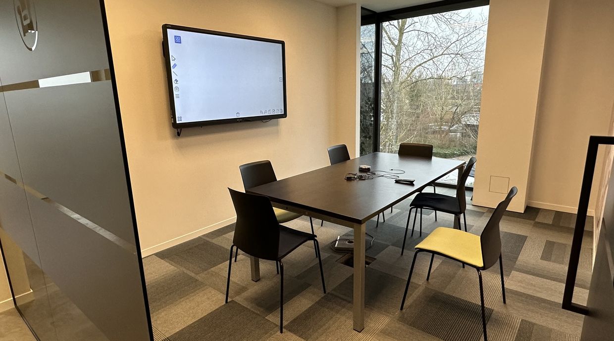 Kantoorgebouw te huur in Hasselt