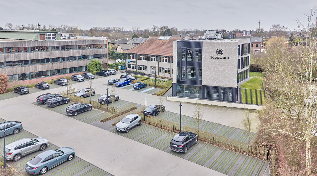 Kantoorgebouw te huur in Hasselt