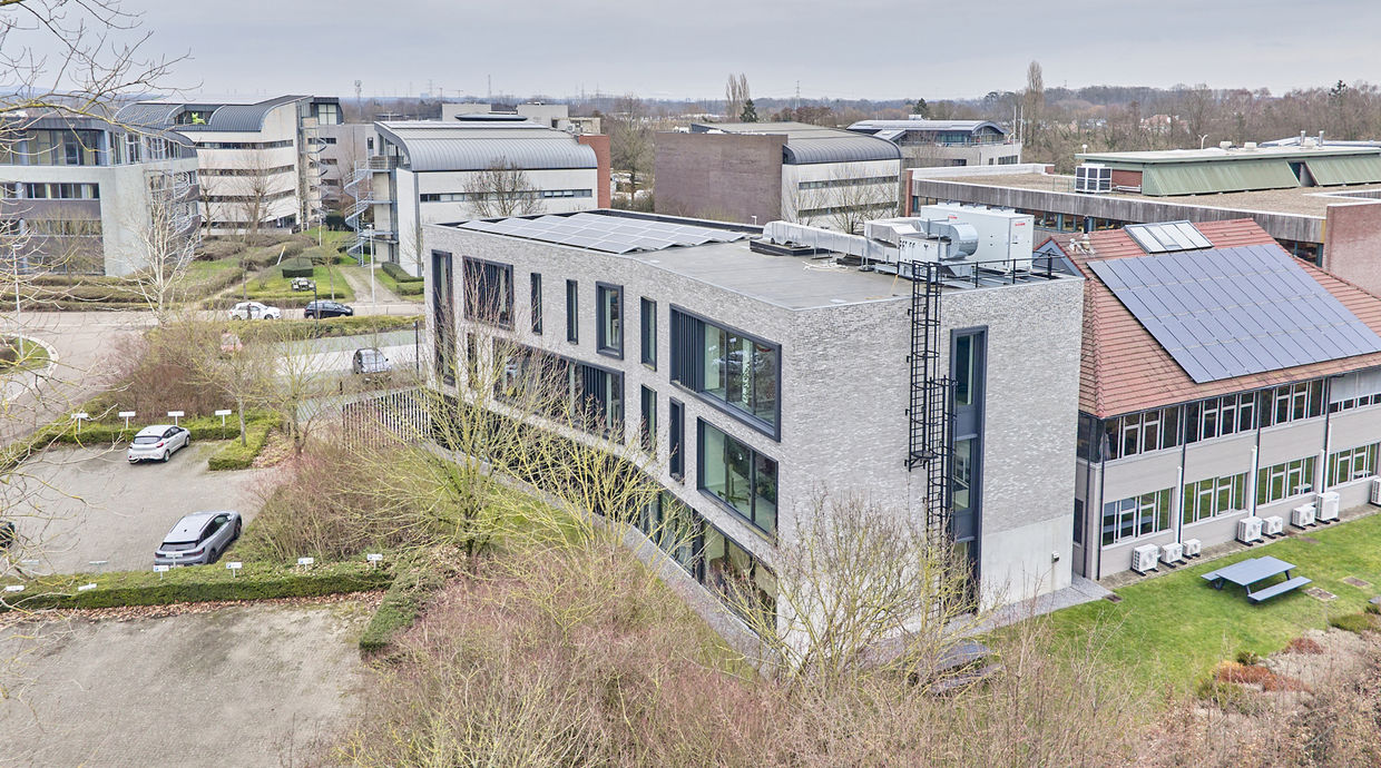 Kantoorgebouw te huur in Hasselt