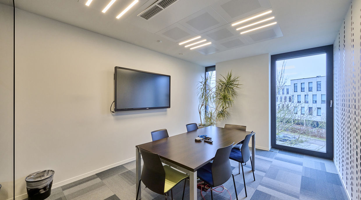 Kantoorgebouw te huur in Hasselt