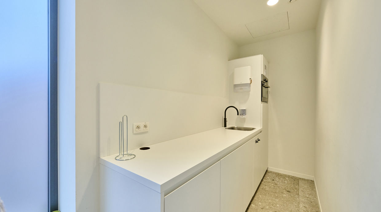 Kantoorgebouw te huur in Hasselt