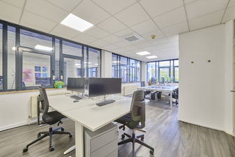 Kantoorgebouw te huur in Hasselt
