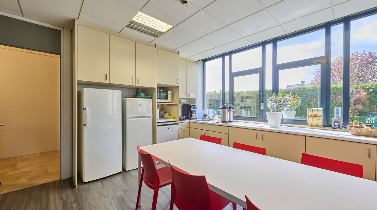 Kantoorgebouw te huur in Hasselt