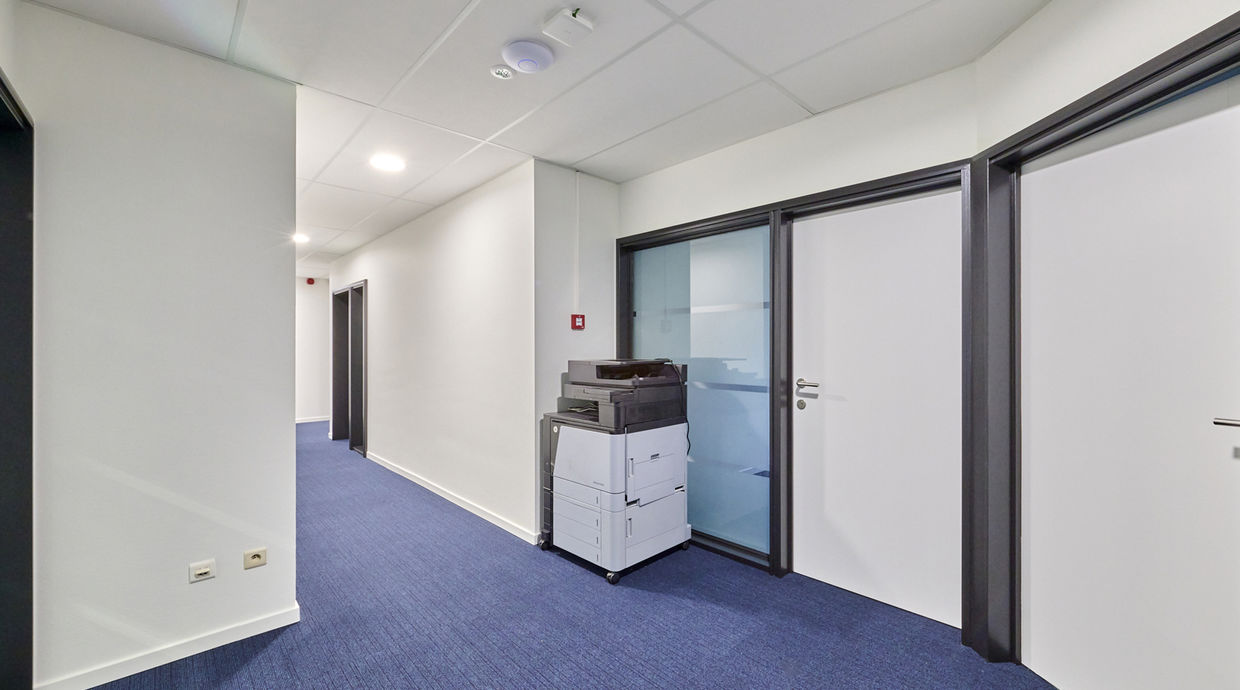 Kantoorgebouw te huur in Houthalen-Helchteren