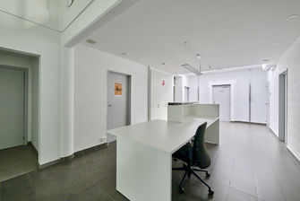 Kantoorgebouw te koop in Hasselt