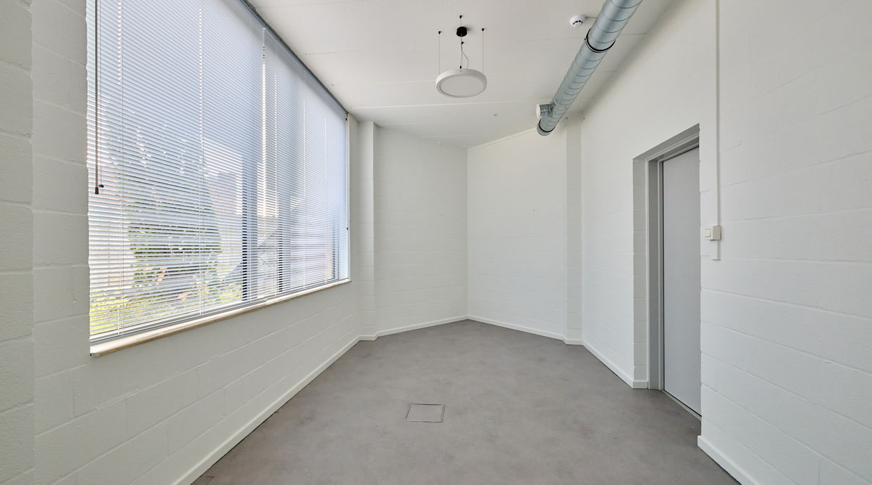 Kantoorgebouw te koop in Hasselt