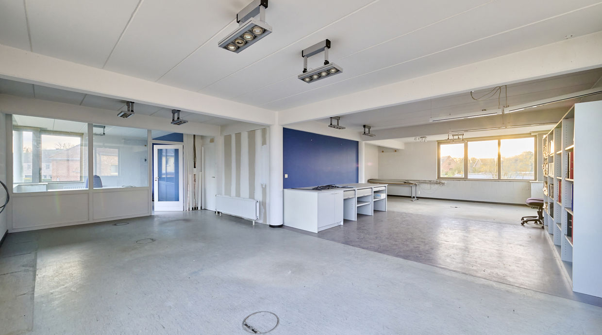 Kantoorgebouw te koop in Hasselt