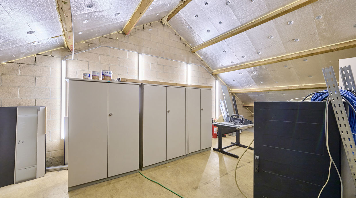 Kantoorgebouw te koop in Hasselt