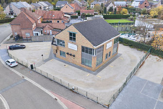 Kantoorgebouw te koop in Hasselt