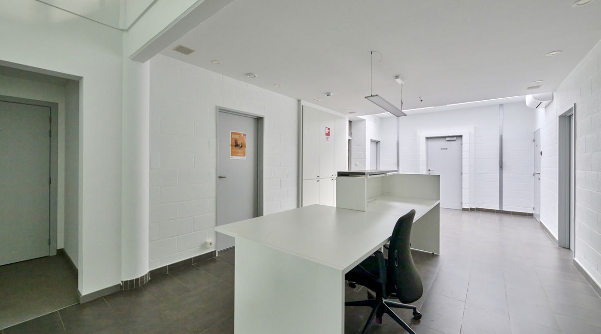 Kantoorgebouw te koop in Hasselt