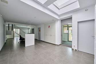 Kantoorgebouw te koop in Hasselt