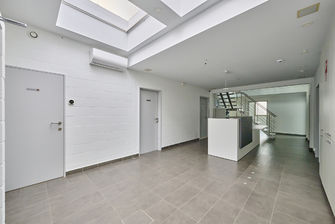 Kantoorgebouw te koop in Hasselt