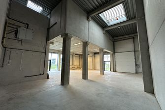 Kantoren & magazijn te huur in Diepenbeek
