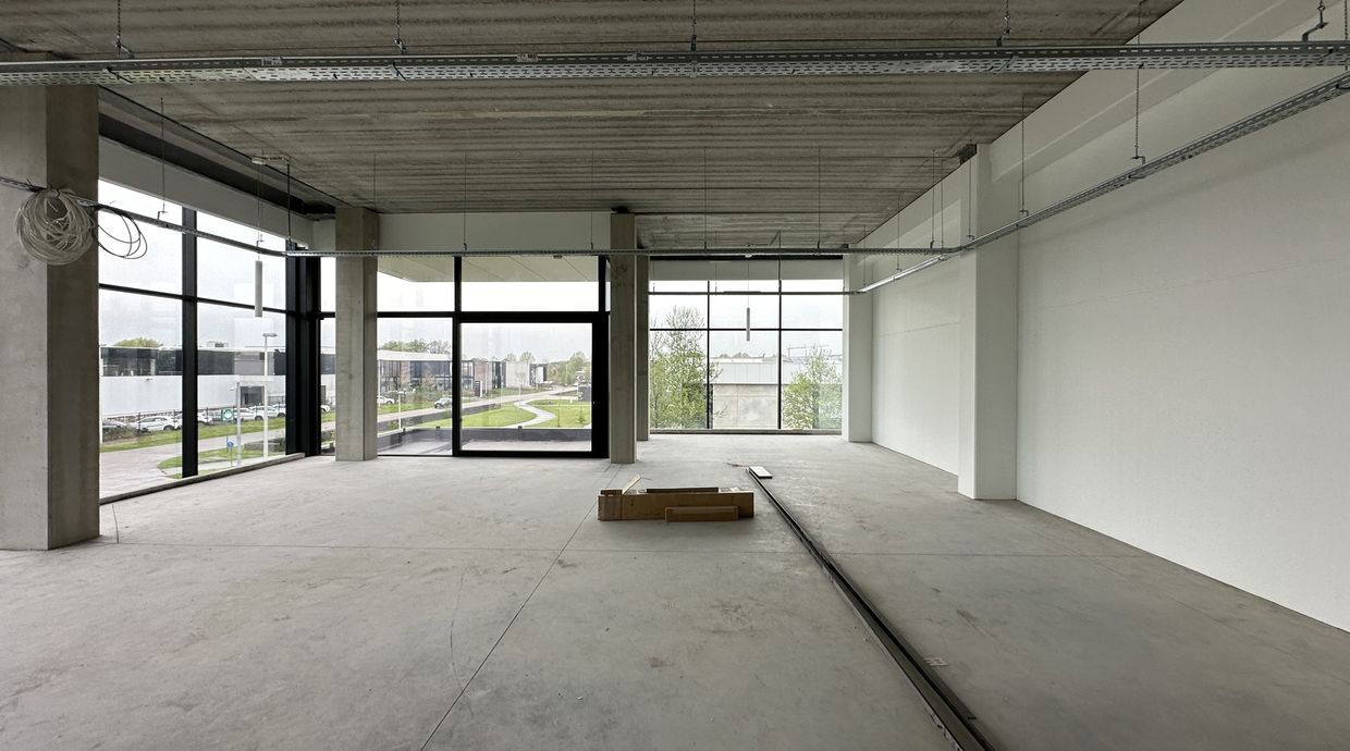 Kantoren & magazijn te huur in Diepenbeek
