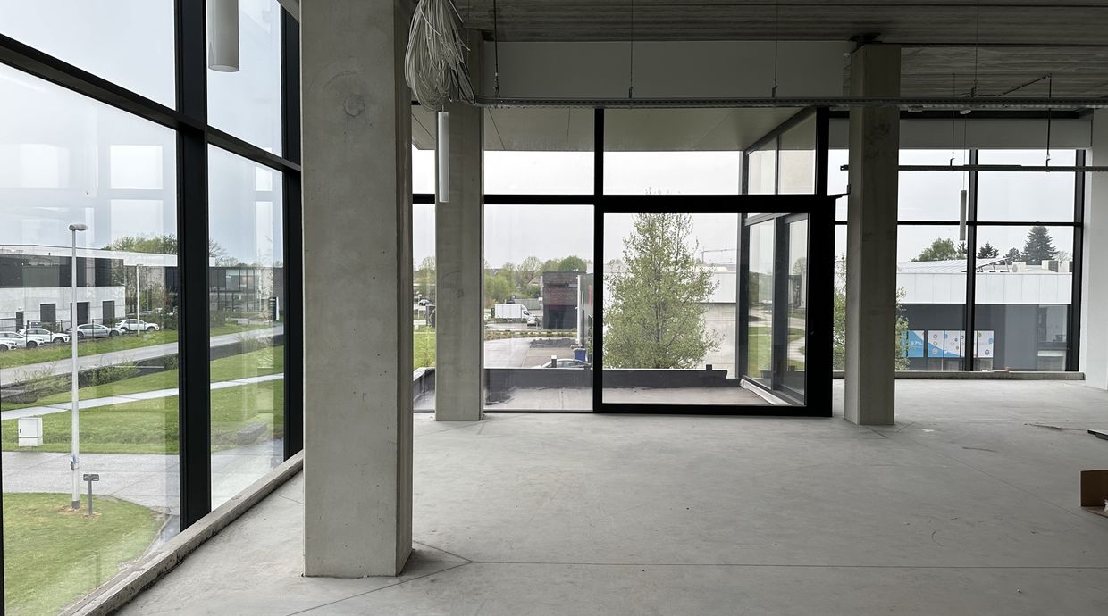 Kantoren & magazijn te huur in Diepenbeek