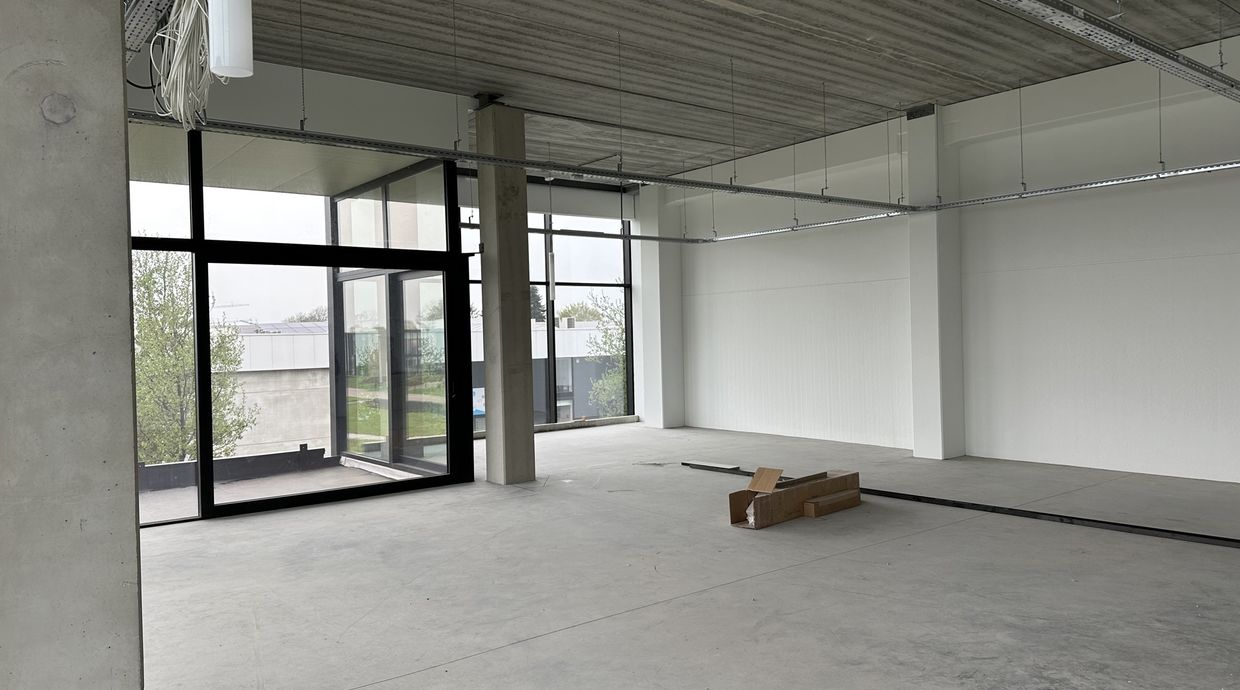 Kantoren & magazijn te huur in Diepenbeek