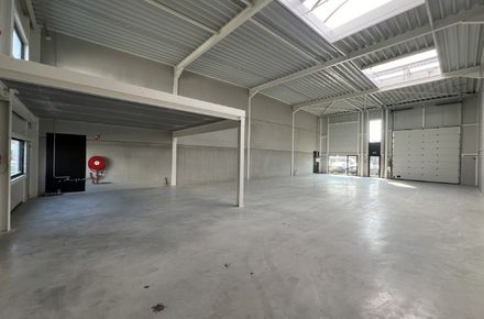 Kmo-unit te huur in Genk