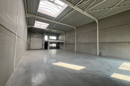 Kmo-unit te huur in Genk