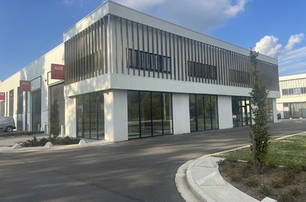 Kmo-unit te huur in Genk