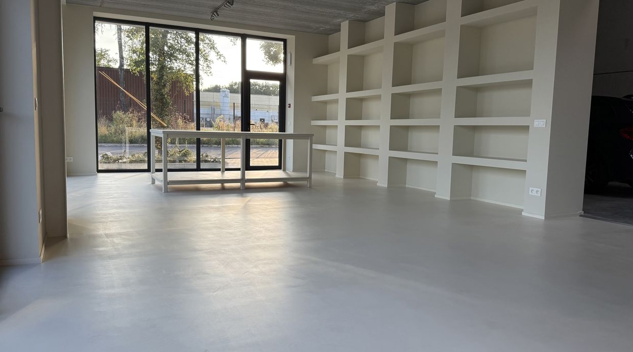 Kmo-unit te huur in Genk