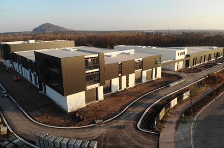 Kmo-unit te koop in Genk