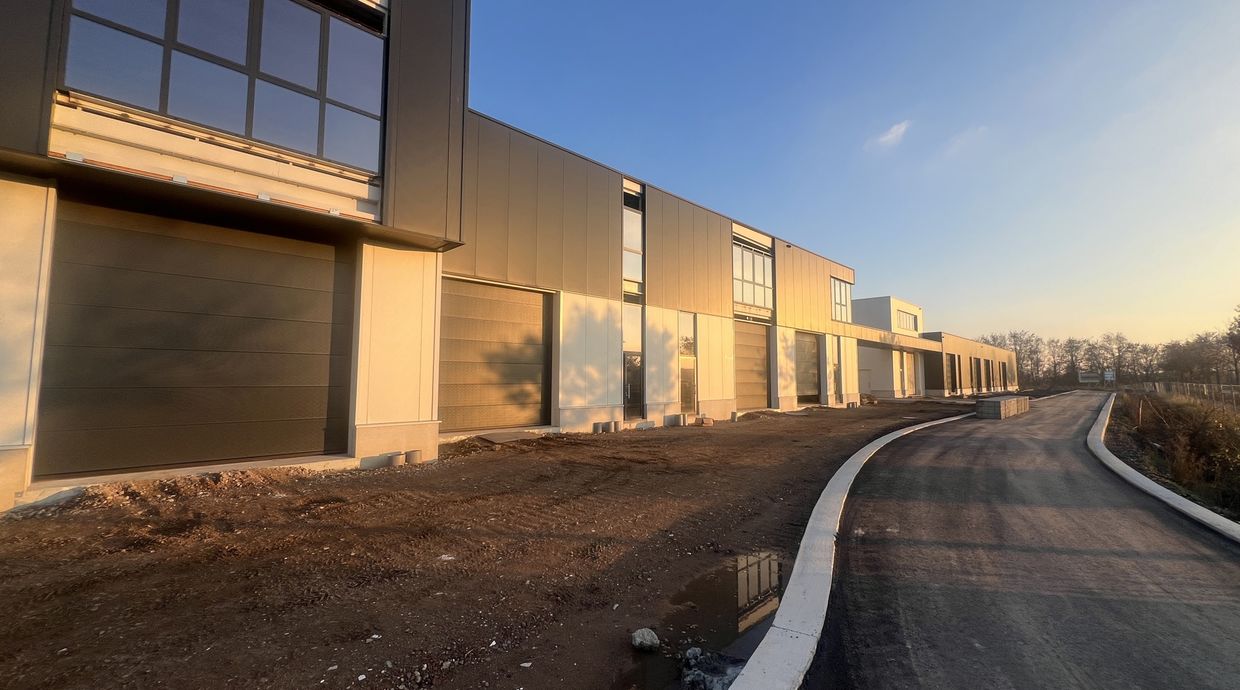 Kmo-unit te koop in Genk