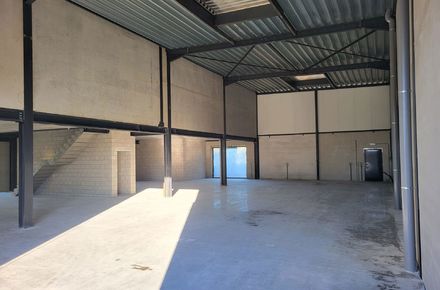 Kmo-unit te koop in Zonhoven