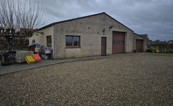 Opslagplaats te huur in Meeuwen-Gruitrode